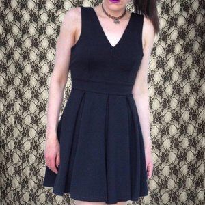 little black sleeveless fit n flare party dress haute monde juniors medium